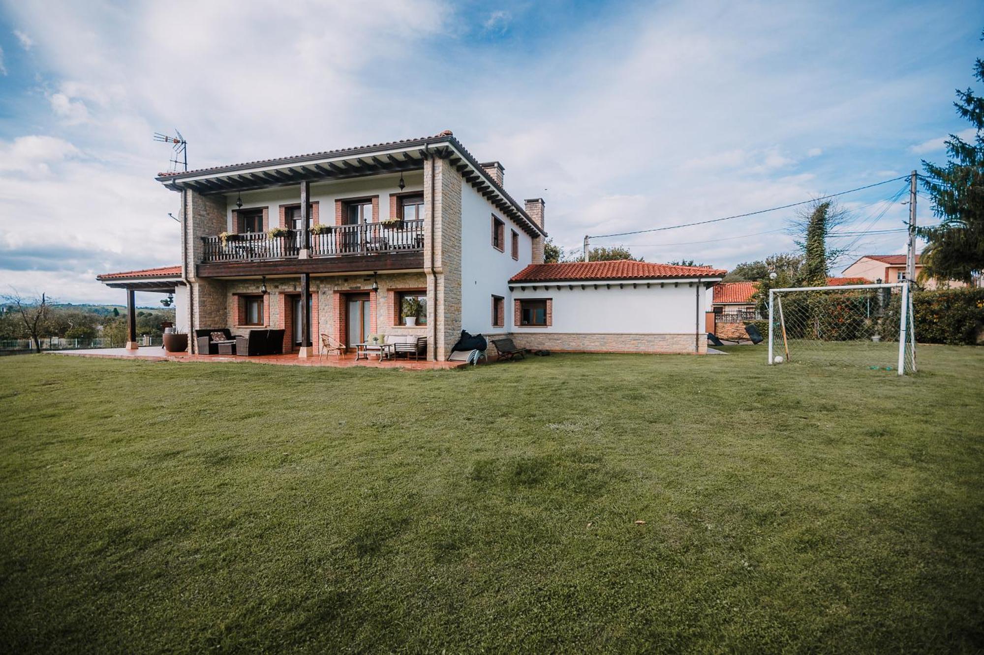 Villa Tiviti 오비에도 외부 사진