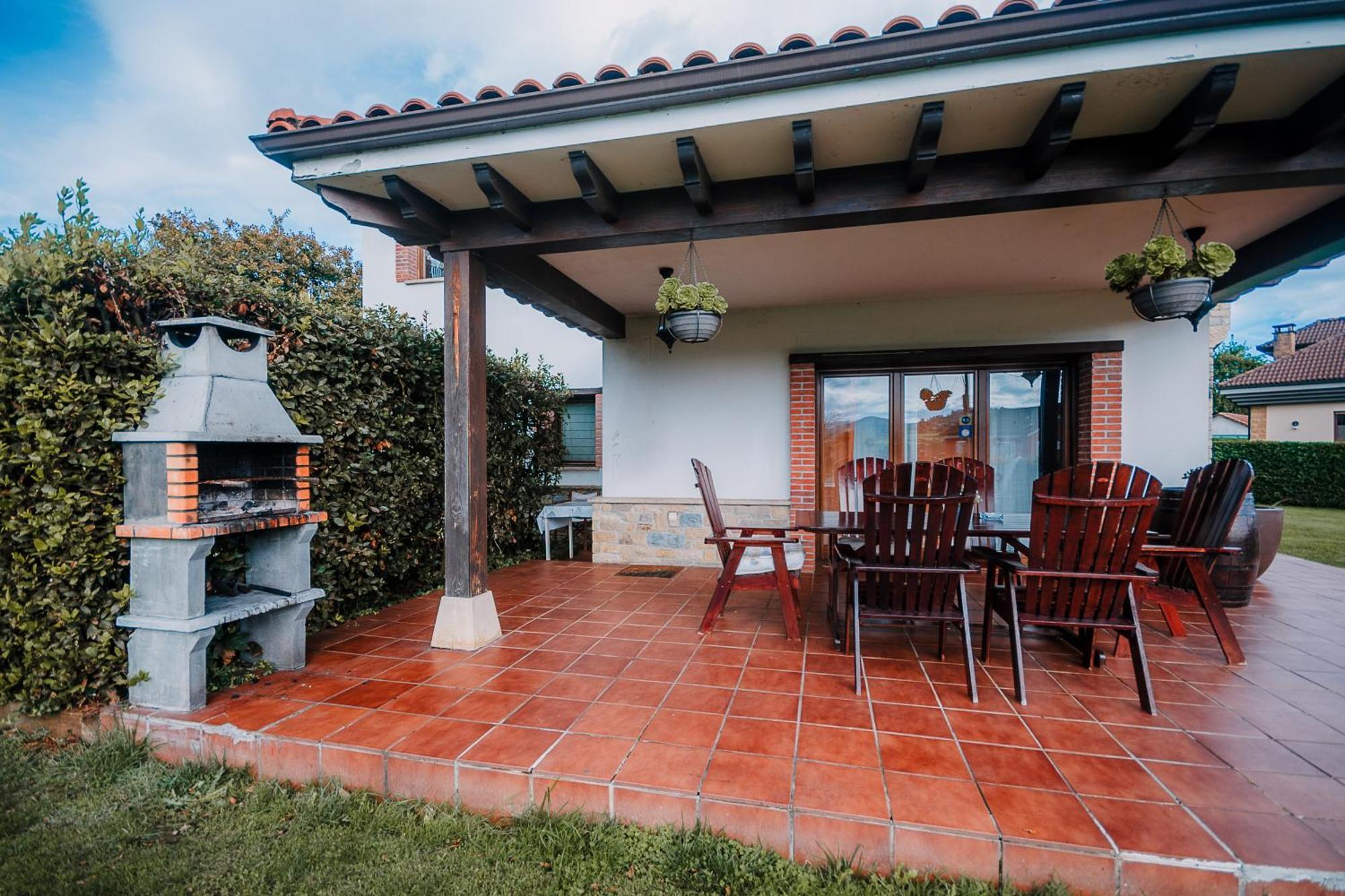 Villa Tiviti 오비에도 외부 사진