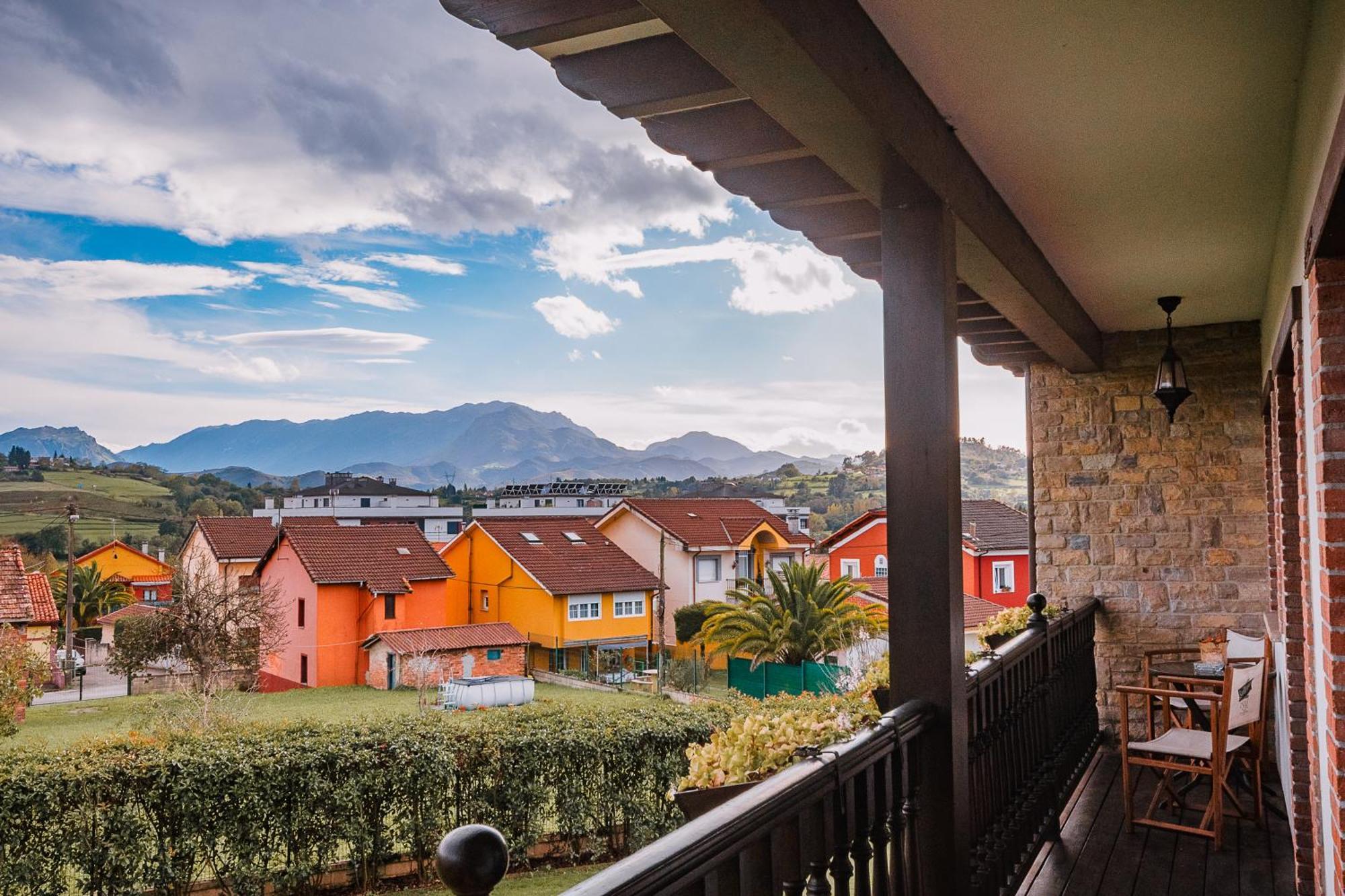 Villa Tiviti 오비에도 외부 사진
